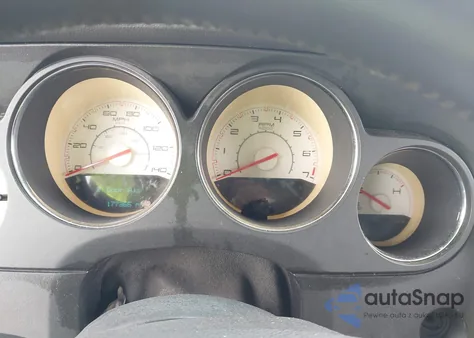 2014 Dodge Challenger Sxt from USA, damaged, VIN 2C3CDYAGXEH127115